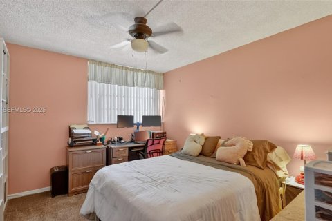 Condominio en venta en Miami, Florida, 2 dormitorios, 103.12 m2 № 2030464 - foto 12