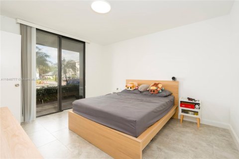 Condo in West Palm Beach, Florida, 1 bedroom  № 1857312 - photo 8