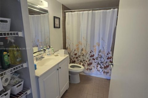 Condominio en venta en Miami, Florida, 2 dormitorios, 90.49 m2 № 1779642 - foto 16