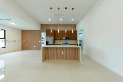 Casa en venta en Lehigh Acres, Florida, 4 dormitorios № 2182648 - foto 13
