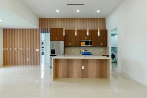 Casa en Lehigh Acres, Florida 4 dormitorios № 2182648