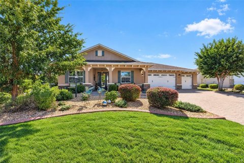 Villa ou maison à Ocala, Floride 3 chambres, 203.83 m2 № 2425306