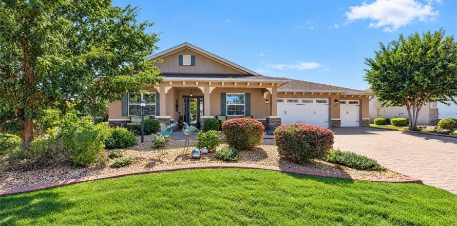 Villa ou maison à Ocala, Floride 3 chambres, 203.83 m2 № 2425306