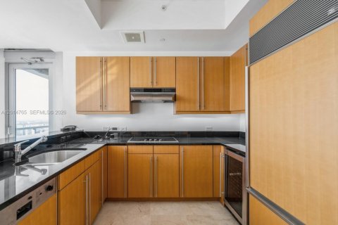 Снять в аренду кондоминиум в Майами, Флорида 2 спальни, 188.5м2, № 2171284 - фото 6