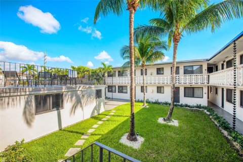 Appartement à louer à Hialeah, Floride: 1 chambre, 55.74 m2 № 2051601 - photo 2