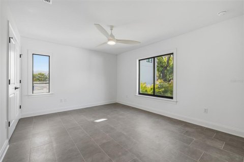 Townhouse in Tampa, Florida 3 bedrooms, 284.47 sq.m. № 2204087 - photo 5