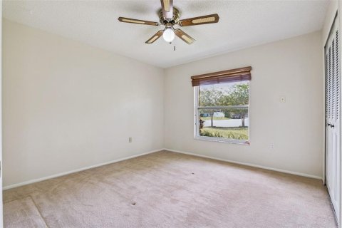 House in Belle Isle, Florida 4 bedrooms, 149.76 sq.m. № 2238854 - photo 19