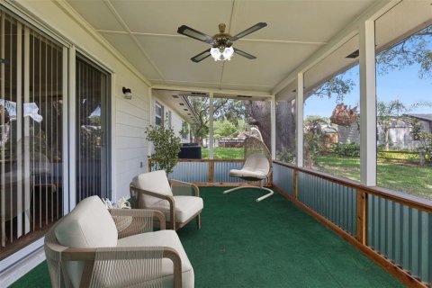House in Belle Isle, Florida 4 bedrooms, 149.76 sq.m. № 2238854 - photo 23