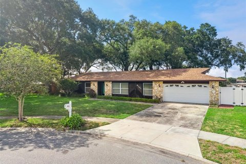 House in Belle Isle, Florida 4 bedrooms, 149.76 sq.m. № 2238854 - photo 30