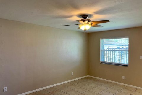 Appartement à louer à Fort Lauderdale, Floride: 2 chambres, 74.32 m2 № 2363606 - photo 8