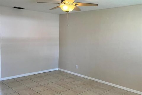 Appartement à louer à Fort Lauderdale, Floride: 2 chambres, 74.32 m2 № 2363606 - photo 5