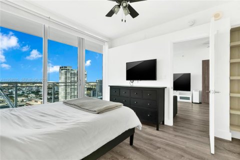 Condo in Miami, Florida, 1 bedroom  № 2020648 - photo 13