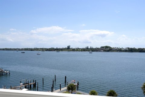 Copropriété à louer à West Palm Beach, Floride: 1 chambre, 74.69 m2 № 2184977 - photo 2
