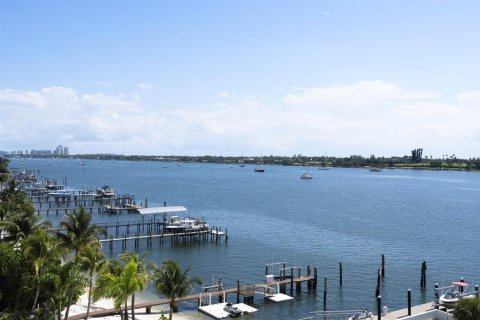 Copropriété à louer à West Palm Beach, Floride: 1 chambre, 74.69 m2 № 2184977 - photo 11
