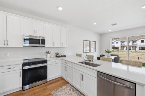 Touwnhouse à vendre à Riverview, Floride: 3 chambres, 162.67 m2 № 2149827 - photo 14