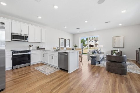 Touwnhouse à vendre à Riverview, Floride: 3 chambres, 162.67 m2 № 2149827 - photo 13
