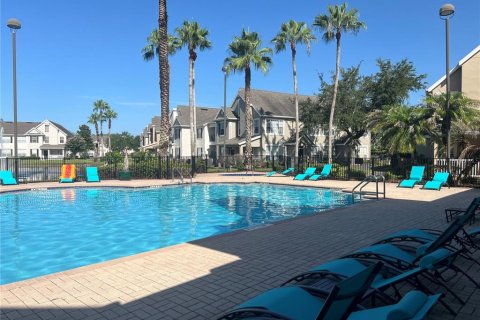 Condo in Orlando, Florida, 2 bedrooms № 2215816 - photo 20