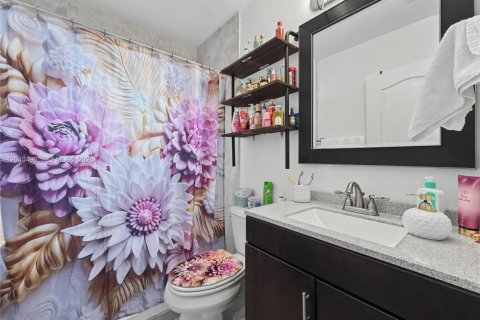 House in Homestead, Florida 3 bedrooms, 176.24 sq.m. № 2087233 - photo 7