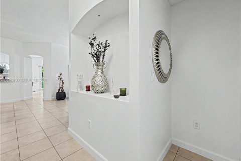 House in Homestead, Florida 3 bedrooms, 176.24 sq.m. № 2087233 - photo 9