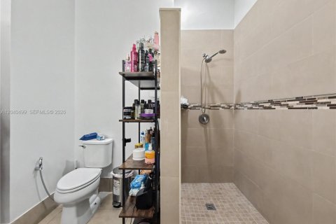 House in Homestead, Florida 3 bedrooms, 176.24 sq.m. № 2087233 - photo 12