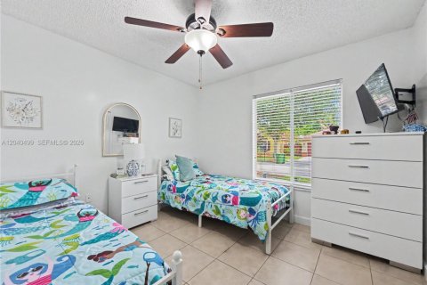 House in Homestead, Florida 3 bedrooms, 176.24 sq.m. № 2087233 - photo 10