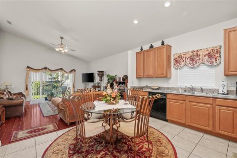 Villa ou maison à vendre à Sanford, Floride: 4 chambres, 265.89 m2 № 1841601 - photo 10