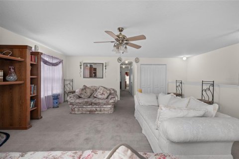 Villa ou maison à vendre à Sanford, Floride: 4 chambres, 265.89 m2 № 1841601 - photo 16