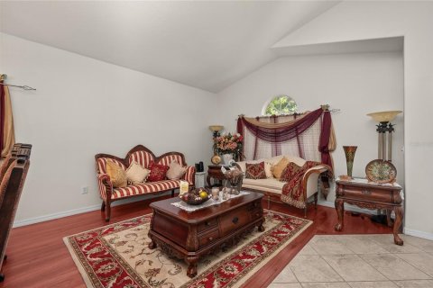 Villa ou maison à vendre à Sanford, Floride: 4 chambres, 265.89 m2 № 1841601 - photo 7