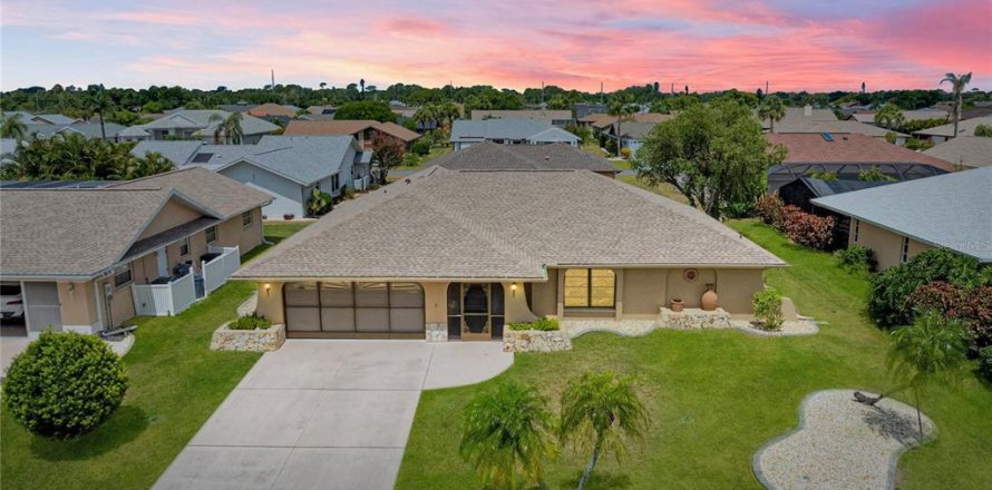Casa en Venice, Florida 3 dormitorios, 171.87 m2 № 2152272