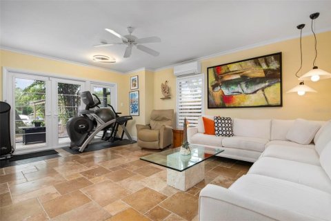Villa ou maison à vendre à Sarasota, Floride: 3 chambres, 238.29 m2 № 1552847 - photo 13