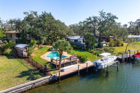 Villa ou maison à vendre à Sarasota, Floride: 3 chambres, 238.29 m2 № 1552847 - photo 4
