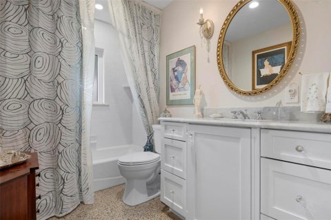 Villa ou maison à vendre à Sarasota, Floride: 3 chambres, 238.29 m2 № 1552847 - photo 17