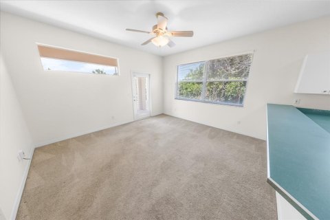 House in Ponce Inlet, Florida 3 bedrooms, 195.09 sq.m. № 1247481 - photo 13