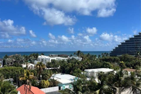 Condo in Fort Lauderdale, Florida, 2 bedrooms  № 2043178 - photo 22