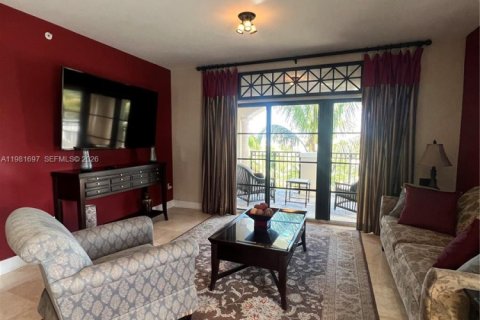 Condo in Fort Lauderdale, Florida, 2 bedrooms  № 2043178 - photo 7