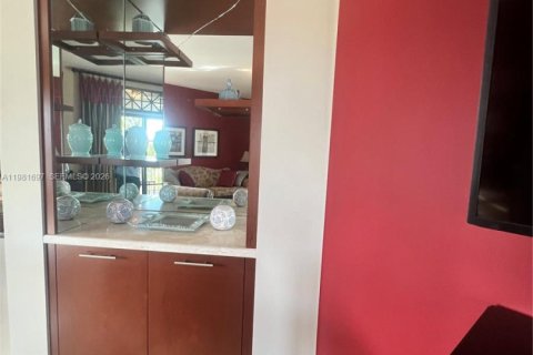 Condo in Fort Lauderdale, Florida, 2 bedrooms  № 2043178 - photo 6