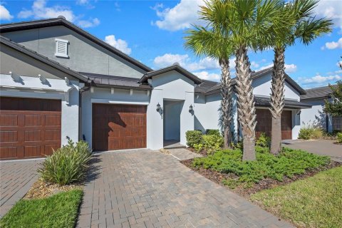 Casa en Land O' Lakes, Florida 2 dormitorios, 130.53 m2 № 2113320