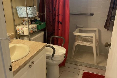 Casa en venta en Miami, Florida, 4 dormitorios, 171.78 m2 № 1984277 - foto 19