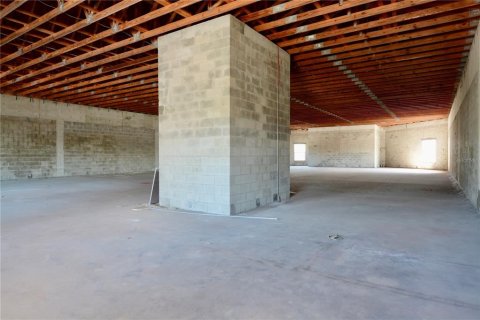 Propiedad comercial en alquiler en Port Charlotte, Florida № 1027527 - foto 6