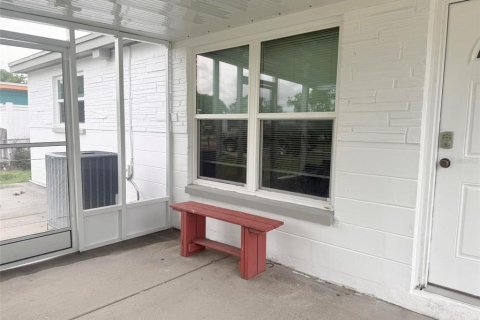 Снять в аренду виллу или дом в Семинол, Флорида 6 комнат, 91.04м2, № 1767677 - фото 6