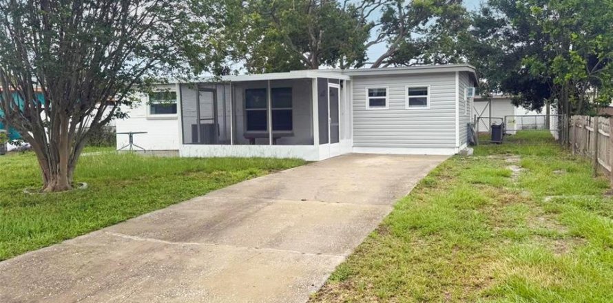 Villa ou maison à Seminole, Floride 3 chambres, 91.04 m2 № 1767677