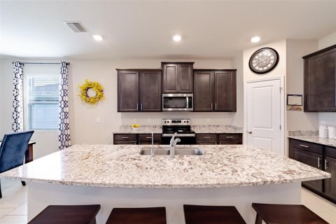 Casa en venta en San Antonio, Florida, 4 dormitorios, 190.08 m2 № 1909584 - foto 11
