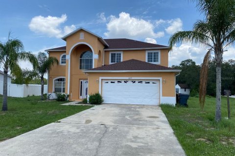 House in Poinciana, Florida 4 bedrooms, 259.2 sq.m. № 1803810 - photo 1
