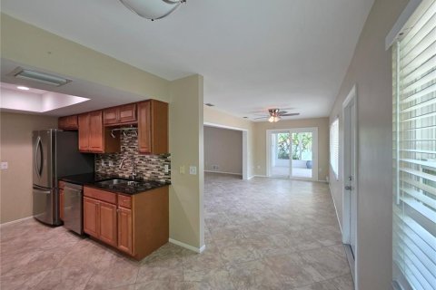 Villa ou maison à louer à Venice, Floride: 2 chambres, 147.25 m2 № 2157057 - photo 11