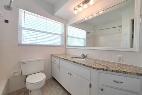 Villa ou maison à louer à Venice, Floride: 2 chambres, 147.25 m2 № 2157057 - photo 22