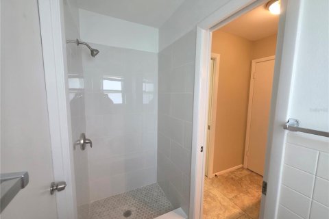 Villa ou maison à louer à Venice, Floride: 2 chambres, 147.25 m2 № 2157057 - photo 15