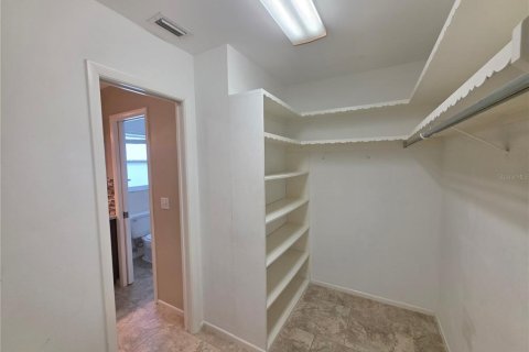 Villa ou maison à louer à Venice, Floride: 2 chambres, 147.25 m2 № 2157057 - photo 18