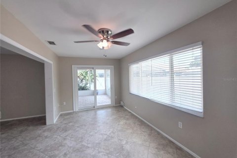 Villa ou maison à louer à Venice, Floride: 2 chambres, 147.25 m2 № 2157057 - photo 4