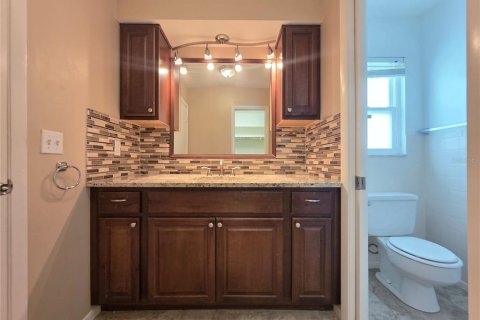 Villa ou maison à louer à Venice, Floride: 2 chambres, 147.25 m2 № 2157057 - photo 17