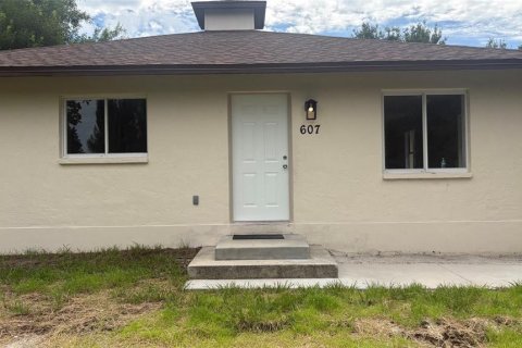 Casa en Ruskin, Florida 2 dormitorios, 107.4 m2 № 2290669